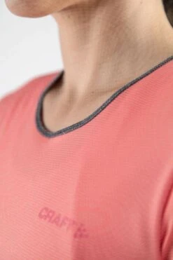 Craft Eaze Korte Mouw Hardloopshirt Roze Dames -Craft Winkel 1905877 702975 eaze ss tee c5