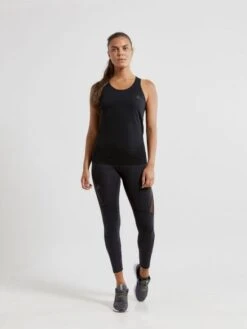 Craft Fuseknit Light Mouwloos Ondershirt Zwart Dames -Craft Winkel 1908845 999000 fuseknit light singlet c6 preview