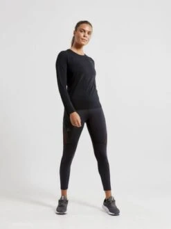Craft Fuseknit Light Lange Mouw Ondershirt Zwart Dames -Craft Winkel 1908847 999000 fuseknit light rn ls c6 preview