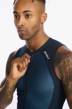 2XU Light Speed Front Zip Trisuit Mouwloos Blauw Heren -Craft Winkel 2xu heren trisuits mt6660d out wht 03