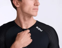 2XU Aero Trisuit Korte Mouw Zwart Heren -Craft Winkel 2xu trisuit aero sleeved mt6426d blk wht 023