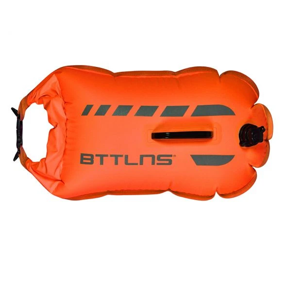 BTTLNS Amphitrite 1.0 Saferswimmer Zwemboei 20 Liter Oranje 7 BTTLNS Amphitrite 1.0 Saferswimmer Zwemboei 20 Liter Oranje - Afbeelding 6