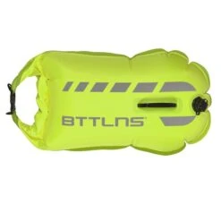 BTTLNS Tethys 1.0 Safeswimmer Zwemboei 35 Liter Groen 18 BTTLNS Tethys 1.0 Safeswimmer Zwemboei 35 Liter Groen -Craft Winkel bttlns buoy tethys green low 04
