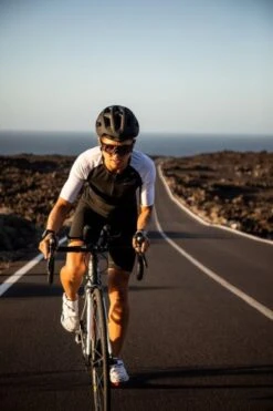 Orca Athlex Aero Race Trisuit Korte Mouw Zwart/wit Dames -Craft Winkel orca trisuits dames race suit korte mouw mp51tt00 12