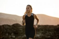 Orca Athlex Race Trisuit Mouwloos Zwart/wit Dames -Craft Winkel orce trisuits dames race suit mouwloos mp52tt00 11