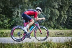 Zone3 Aquaflo Plus Korte Mouw Trisuit Zwart/rood Heren -Craft Winkel zone3 trisuits heren aquaflo plus short sleeve zwart rood ts20maqps101 012